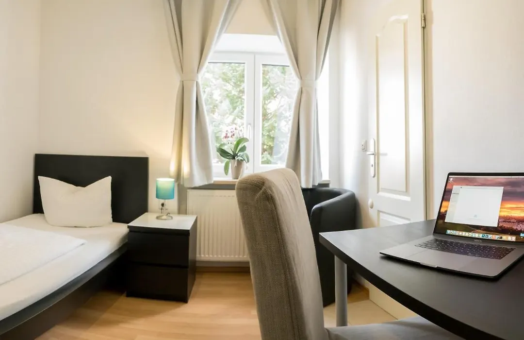 Guenstigschlafen24 - Die Guenstige Alternative Zum Hotel-1