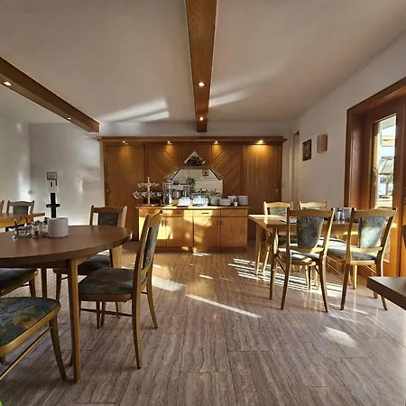 Arrivel Hotel Am Bergson-2