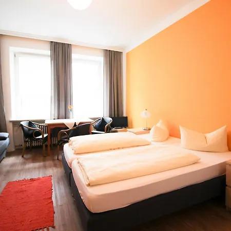 Hotel Pension Am Hauptbahnhof-2